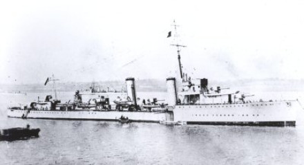 HMS Scott in 1917 or 1918, source: Wikipedia Commons