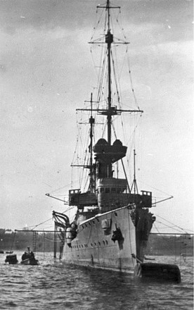 The SMS Dresden in 1908, source: German Federal Archives/Bundesarchiv. Reference number DVM 10 Bild-23-61-30.