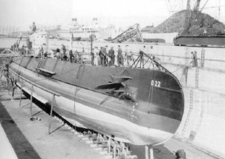 O-22 just before her first trials, Vlissingen 2 April 1940 (Photo: Fotoarchief 