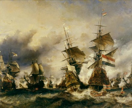 Schilderij van een zeeslag, met op de voorgrond een groot Nederlands zeilschip.